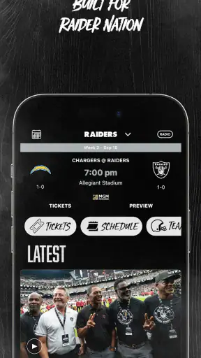 Raiders + Allegiant Stadium screenshot 2
